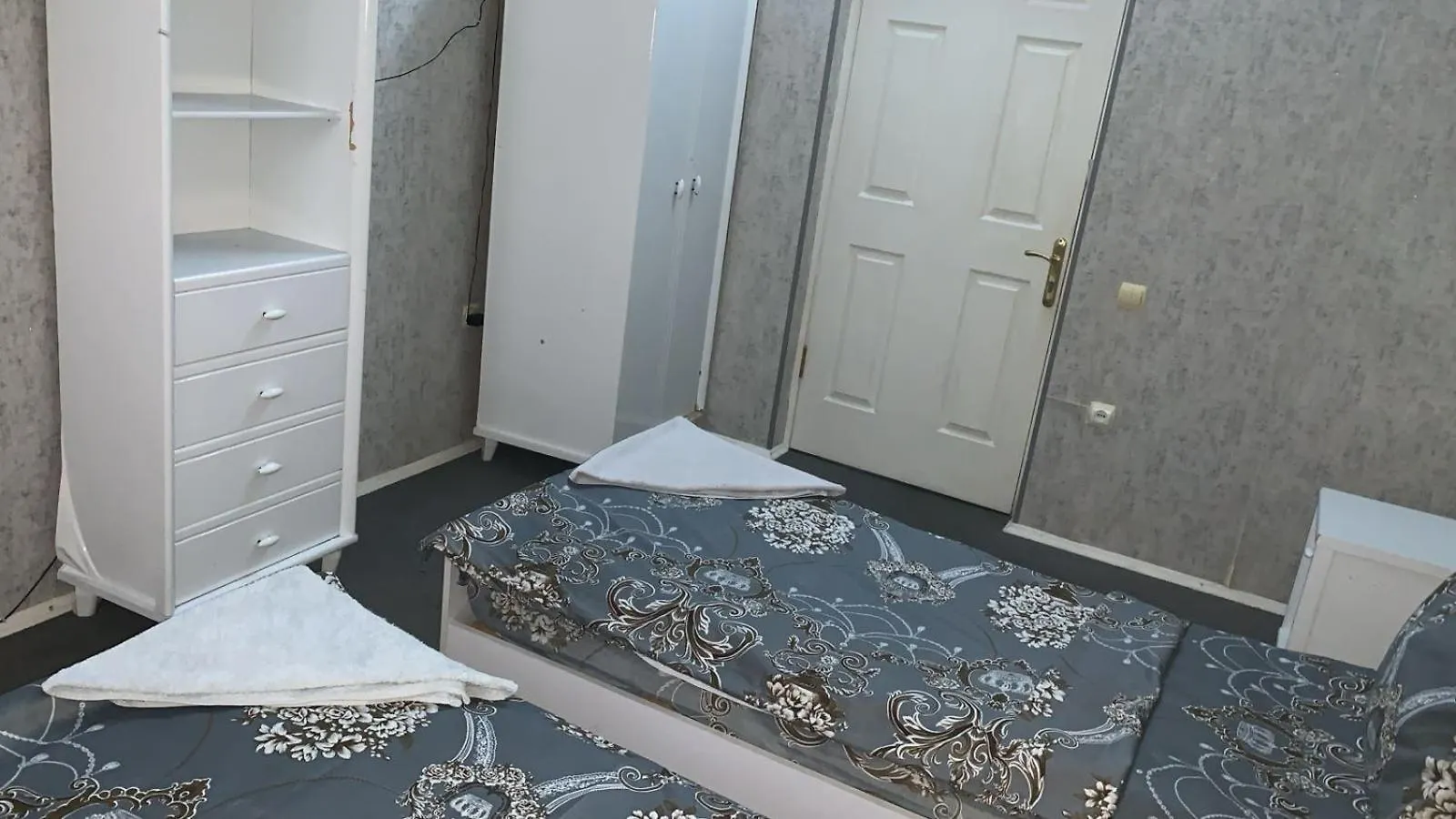 Ekonom Hostel Nizami Street Baku Azerbaijan